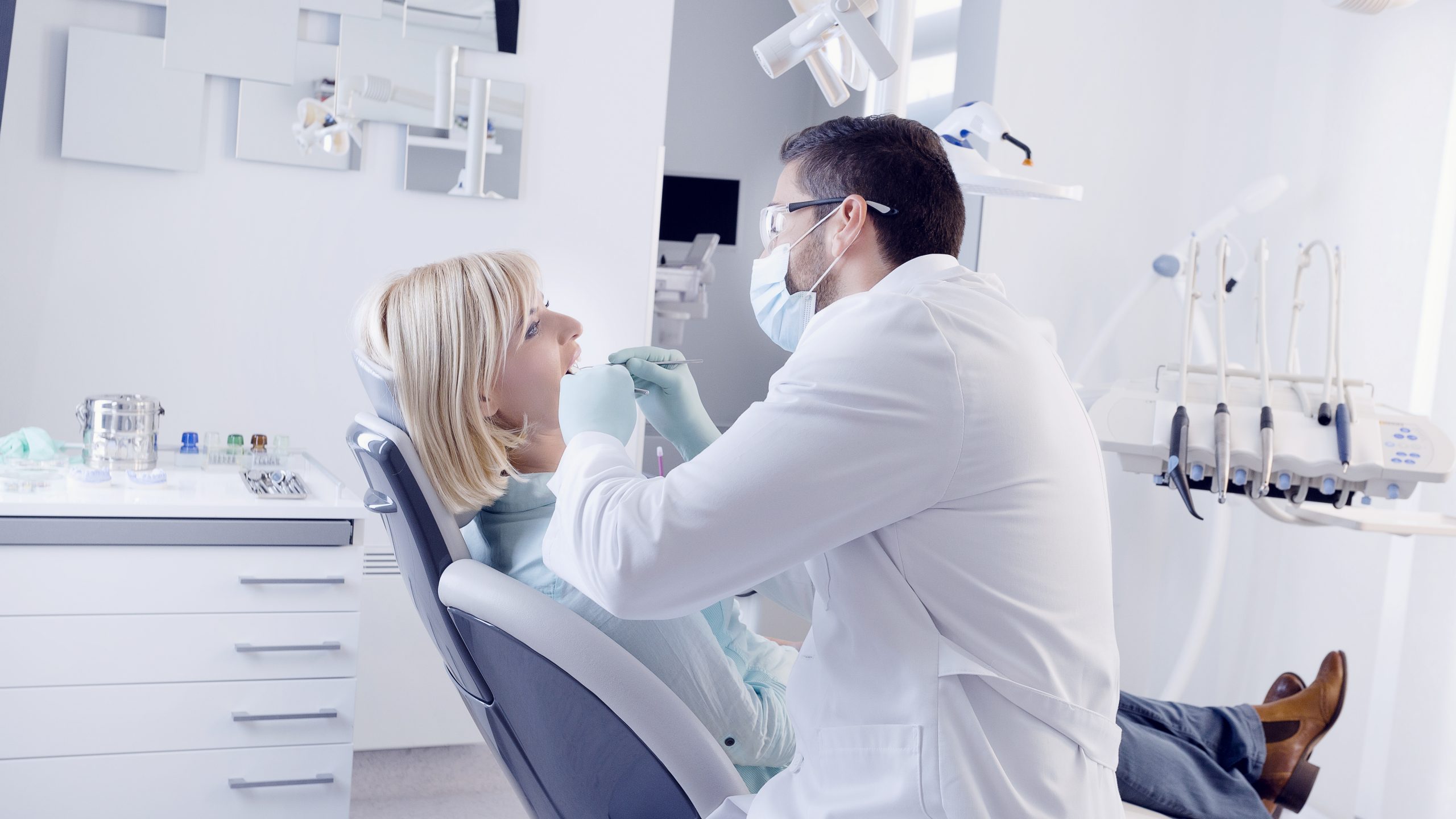 Dentist in Flint, TX
